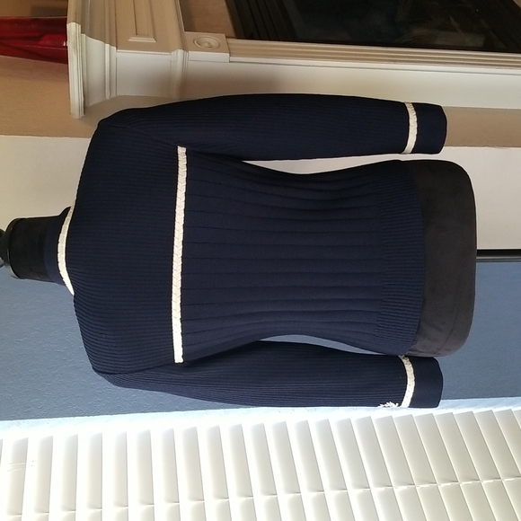 Vintage St. John by Marie Gray Navy  Santana with Cream Trim Jacket Size  P - Picture 3 of 8